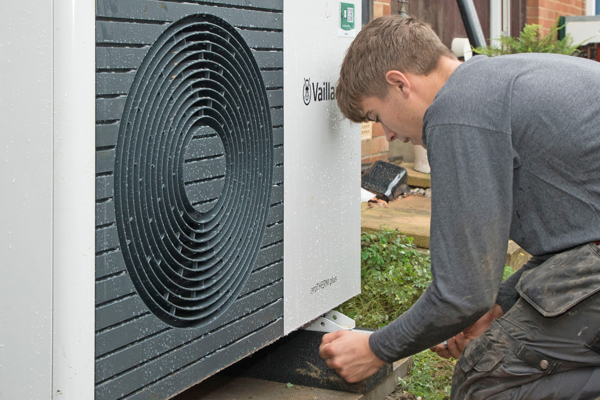 HEATING AIR SOURCE HEAT PUMPS